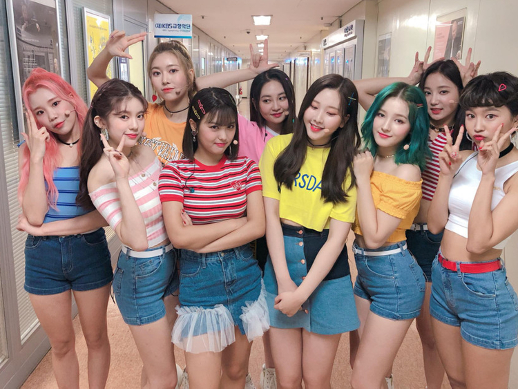 K-Pop Band Momoland Coming To Dubai