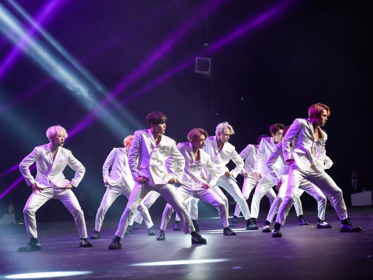 Concert Review: K-Pop Bands SF9, Seventeen Dazzle Dubai