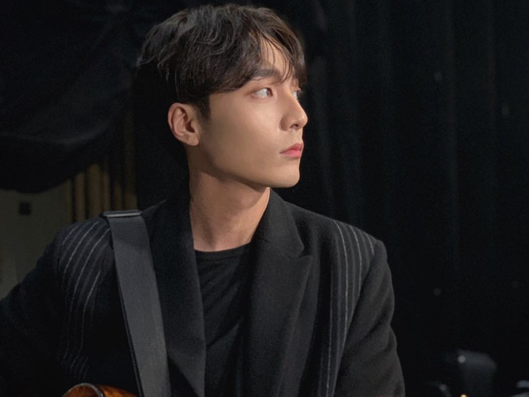 Roy Kim, Eddy Kim Latest To Confess In Scandal